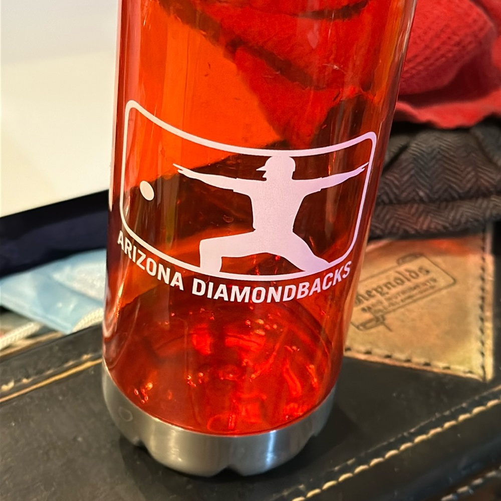 NWOT AZ D-back Yoga Bottle